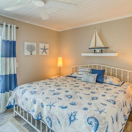 Carolina Beach Condo With Community Pool Exterior photo