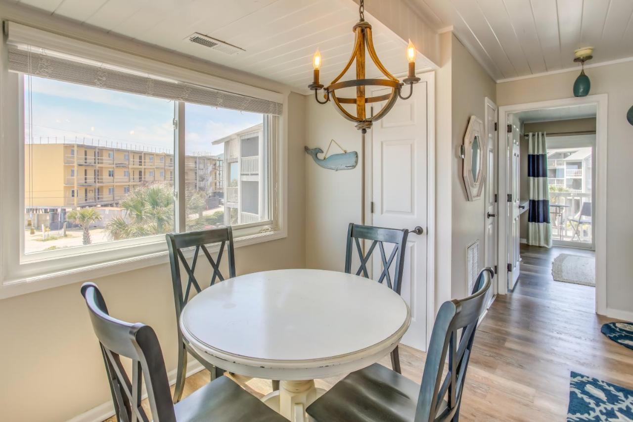 Carolina Beach Condo With Community Pool Exterior photo